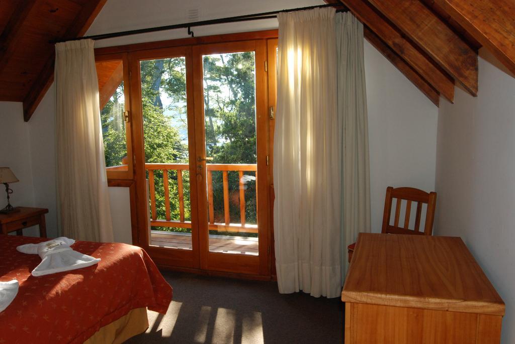 Melewe Apartahotel 3*